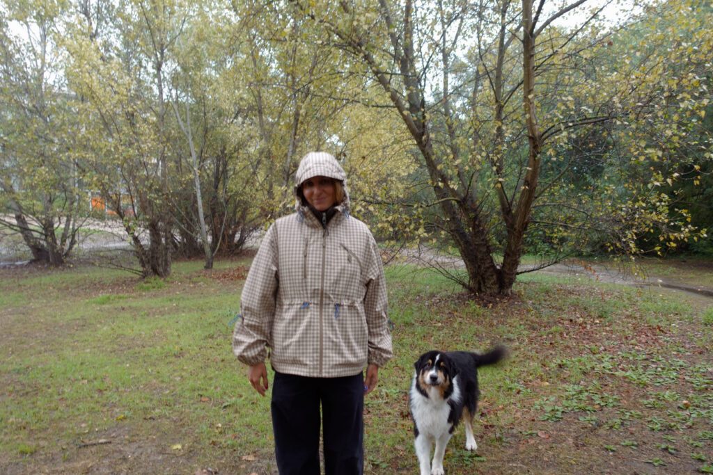 Trouver la parfaite veste imperméable : mon avis sur la fameuse Damson Madder
